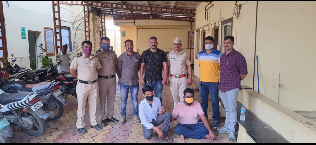 robber with a goldsmith