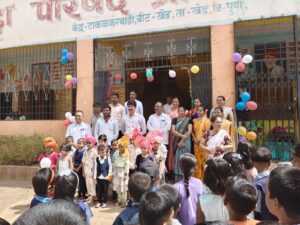 नव्या संकल्पांसह खेड तालुक्यात जिल्हा परिषद शाळांची घंटा वाजली